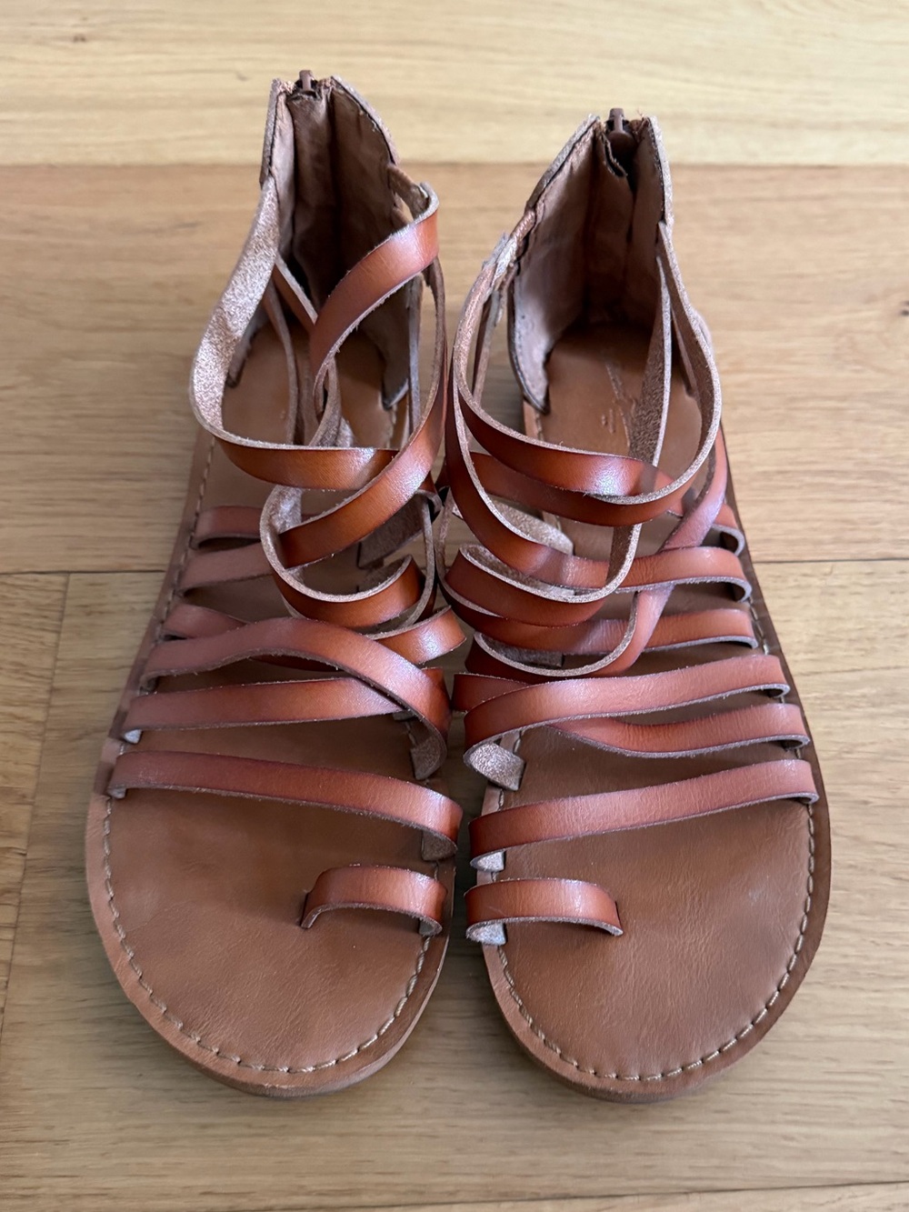 Universal Thread Brown Strappy Gladiator Sandals